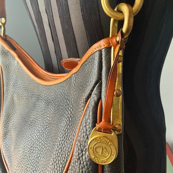 VTG 80s Dooney & Bourke Authentic Leather DB Fob Crescent Hobo Bag Black Tan OS - Picture 9 of 16